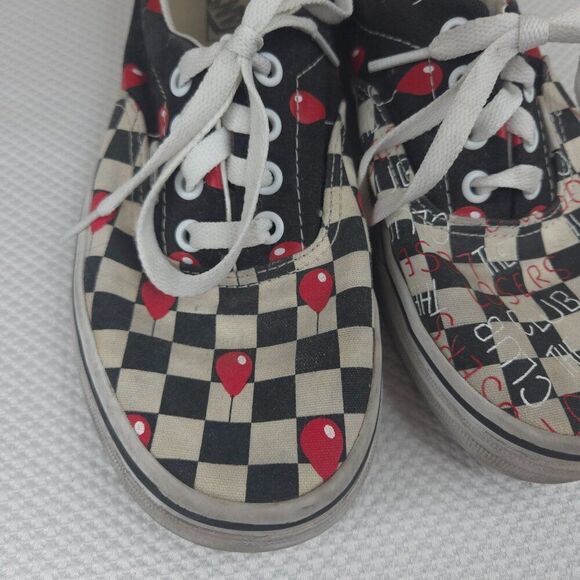 Vans It Losers Club Checkerboard Sneakers White Black Red Womens 7.5 US Mens 6 - Picture 5 of 10